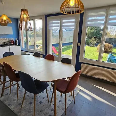 Сasa de vacaciones Family For 4 People, With Garden *