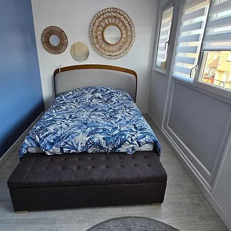 Сasa de vacaciones Family For 4 People, With Garden Arras