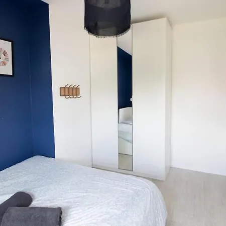 Family For 4 People, With Garden Hébergement de vacances